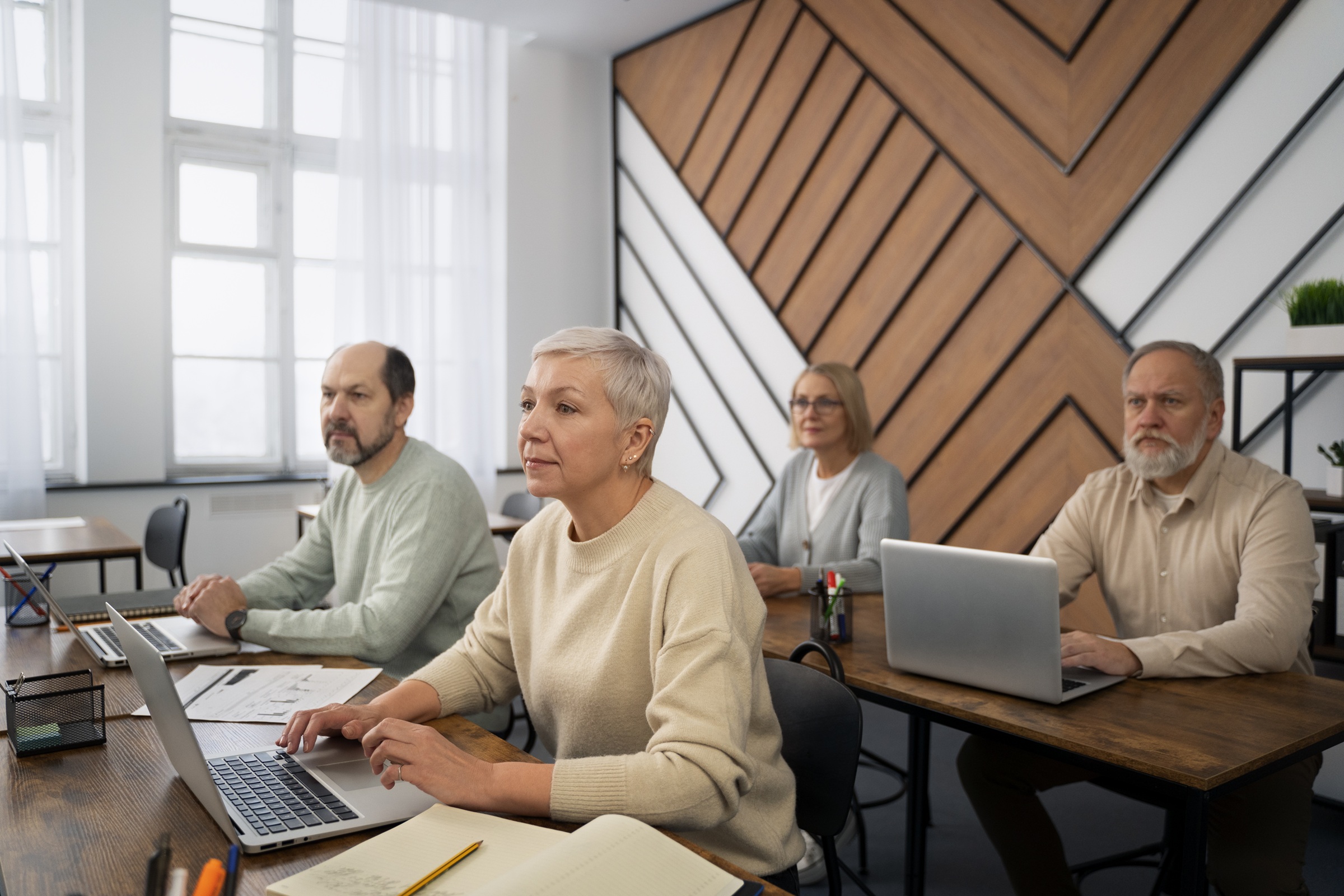 Nyugdíjas munkavállalók: egy vállalat rejtett értékei